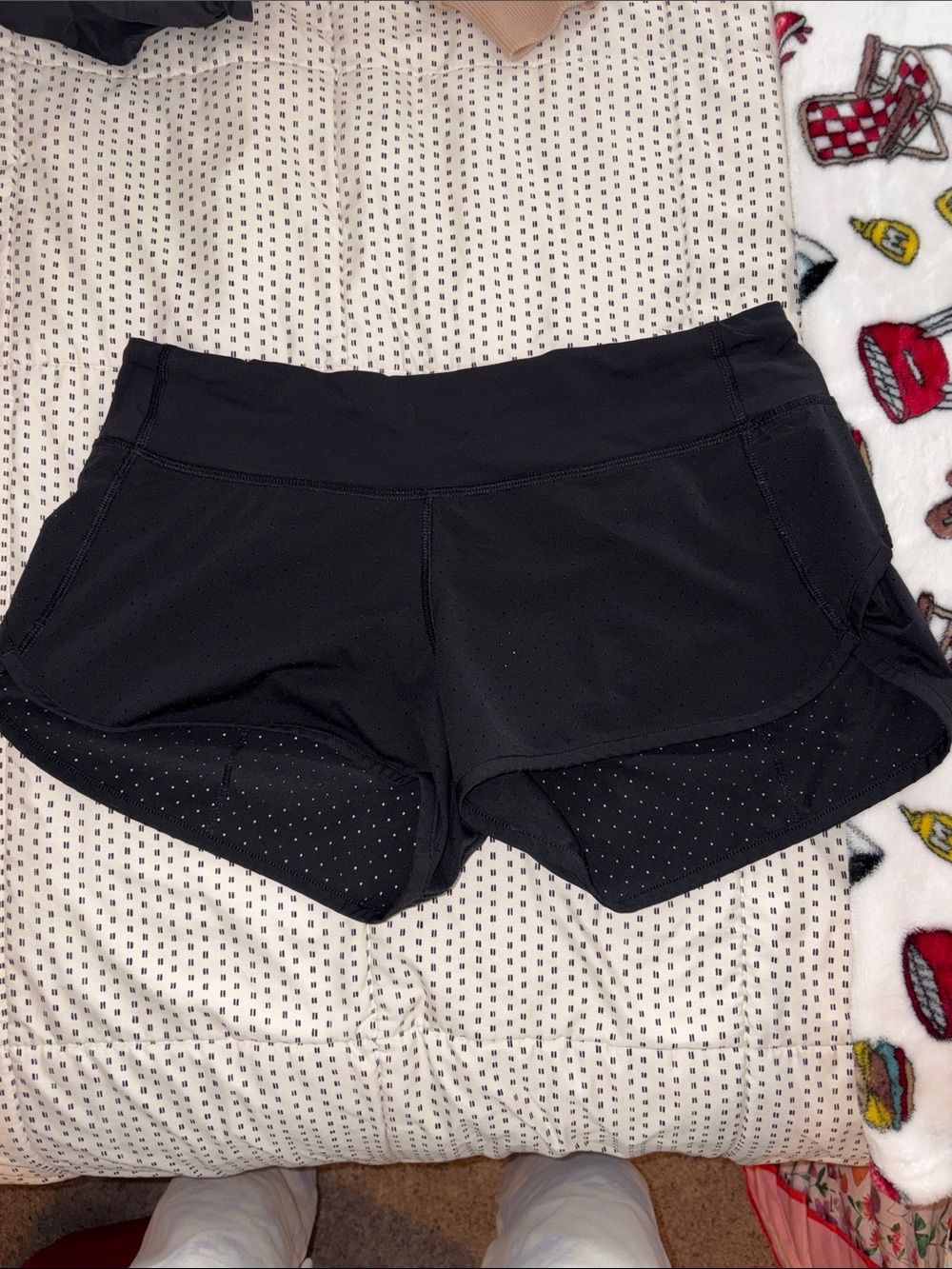 Lululemon Hotty Hot Shorts -
